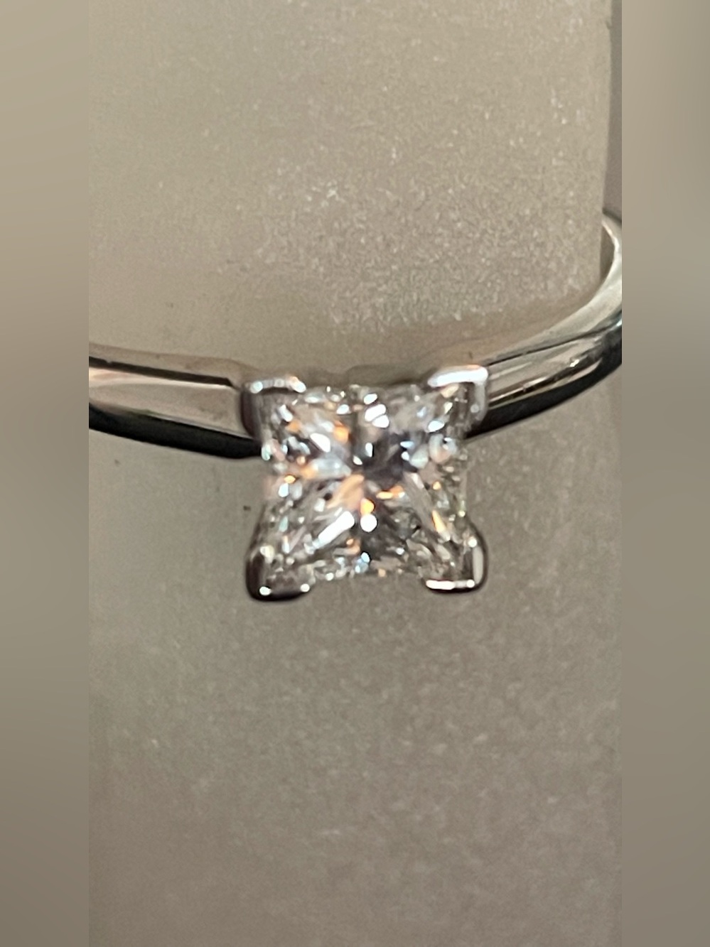 Natural Diamond Engagement Ring